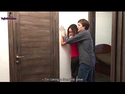 ❤️ Xanima seksî Dema ku Apartmana xwe difiroşe bi hestyarî pisîka xwe diqelişe û difroşe - Krempai ️ Porno li me ❌️